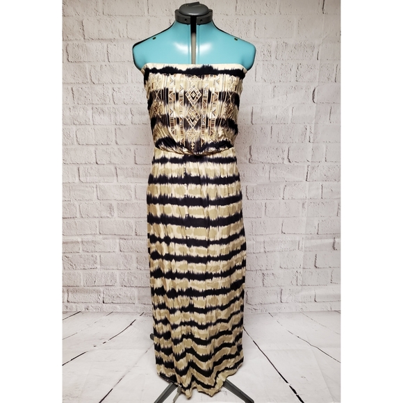 Dresses & Skirts - Solitaire tiedye strapless maxi dress